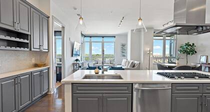 Luxury Living | Tysons | High Rise | Scenic Views