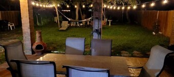 Modern Family Retreat / Stylish 3BR + GAMEROOM Near Six Flags & SeaWorld