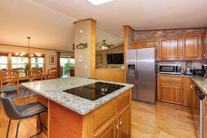 Fridge, microwave, oven, stovetop - Smoky Mountain Riverfront Lodge: 4 bedrm on the Tuckaseegee River in Sylva NC (Sylva)