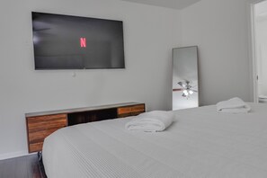 4 bedrooms, iron/ironing board, travel cot, free WiFi
