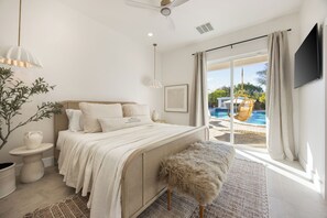 10 bedrooms, desk, iron/ironing board, travel cot - Isla - Where Luxury Meets Adventure (Palm Desert)