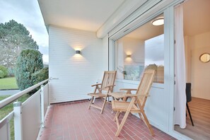 Terrace/patio - Vacation home Dornkampstrasse 1a Apartment 2 - Holiday home Dornkampstrasse 1 a (Timmendorfer Strand)