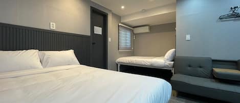 Family Quadruple Room | Free WiFi