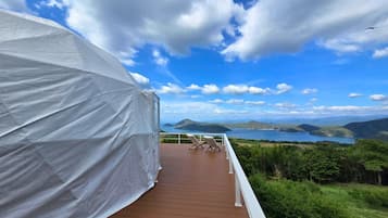 Hilltop No.5 | Terraza o patio