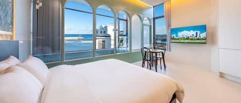 Basic Room, 1 Bedroom (room 402) | 1 bedroom, WiFi (free)