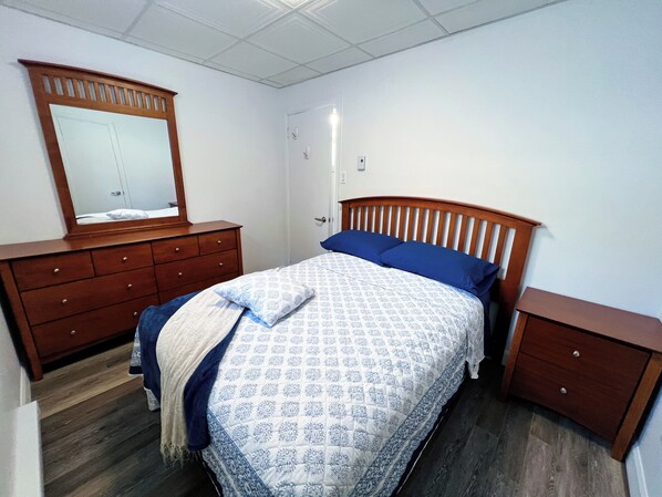 1 bedroom, WiFi, bed sheets