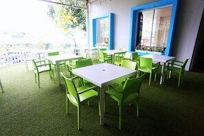 Restaurant - Nusantara Bunga-Bunga By Reccoma (Cisarua)