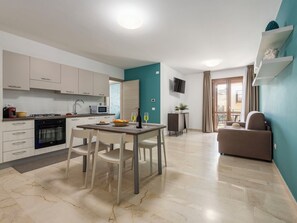 Fridge, microwave, oven, cookware/dishes/utensils