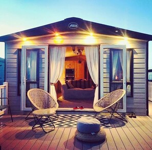 Terrace/patio - SeaView,Sleeps 4to6,Pet friendly, Parking (Wareham)