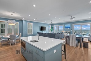 Interior - Ocean Edge 10 | Gulf Front, Plunge Pool, Boardwalk | Blanca Playa by Kaiser (Orange Beach)