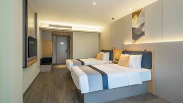 Comfort Double or Twin Room | Iron/ironing board, free WiFi