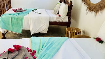 Quarto duplo luxo | Cofres nos quartos, individualmente decorados