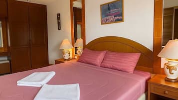 Superior Room, Pool View | Free WiFi