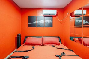 1 quarto, ferros/tábuas de passar roupa, Wi-Fi, roupa de cama