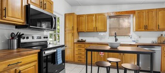 Cozy Home Close to UF, Shands & Everything in GNV