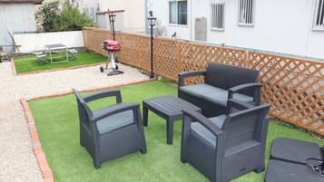 屋外ダイニングエリア