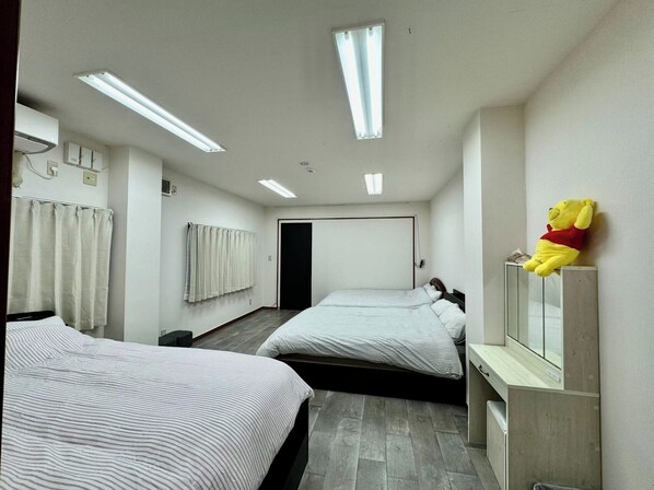 1 bedroom, desk, iron/ironing board, free WiFi