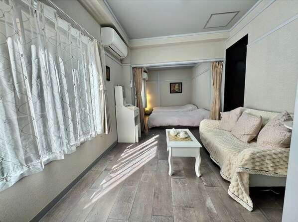 1 bedroom, desk, iron/ironing board, free WiFi