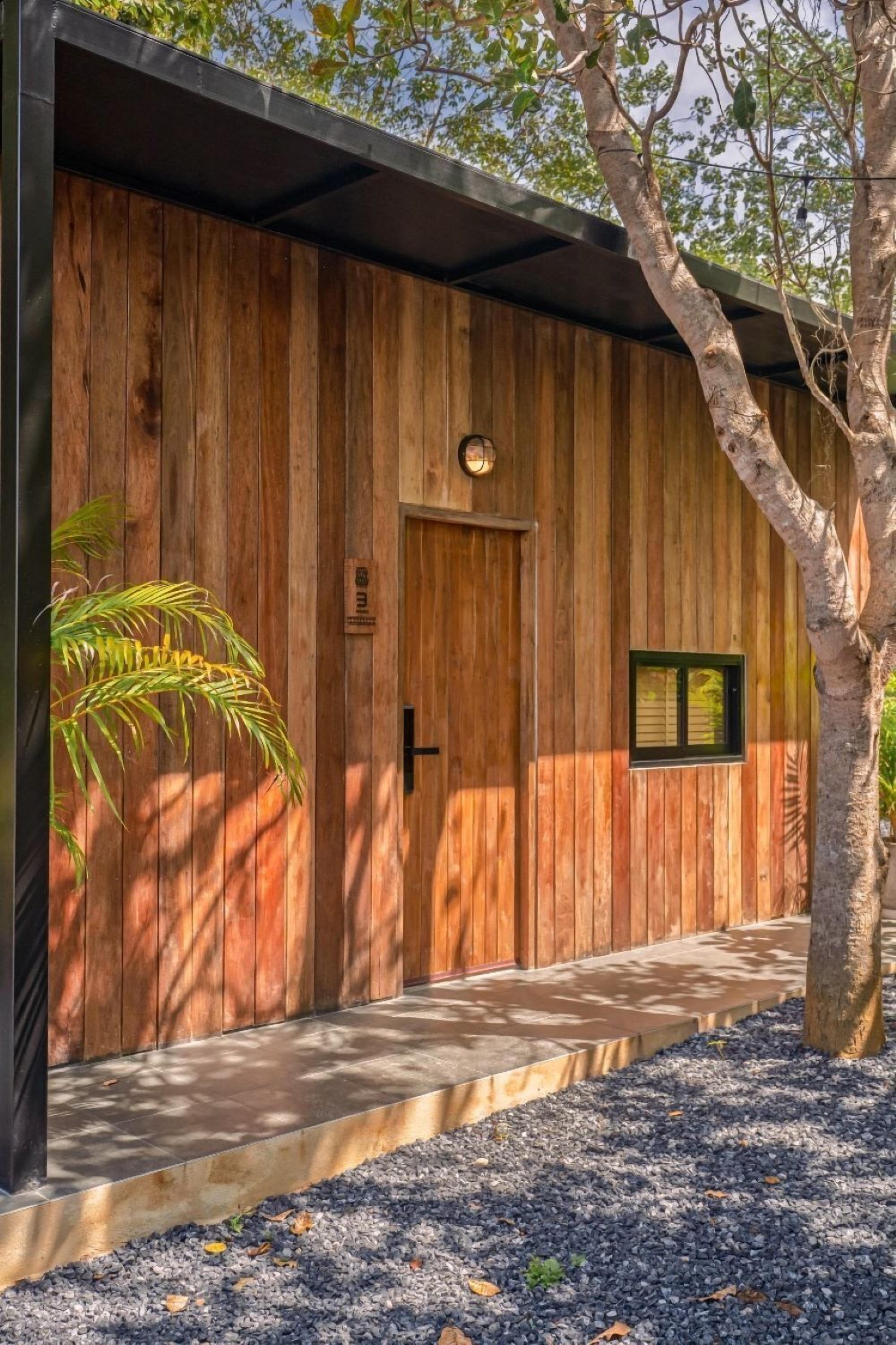 Villa with Bathtub | In-room safe, desk, free WiFi