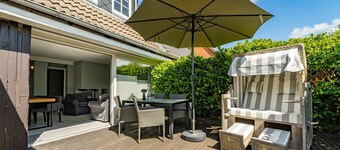 Lachmöwe - Holiday home in Tinnum with fireplace and terrace.