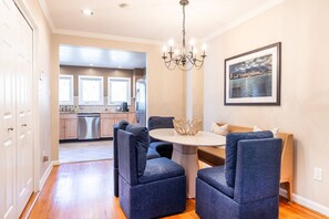 Unclassified image, 2 of 49, button