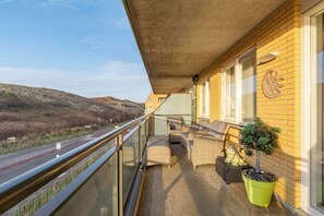 Balcony - Magnificent Apartment Beachside (Callantsoog)