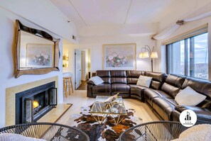 TV, fireplace, DVD player, stereo