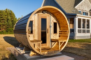 Exterior - Sunset Point—Private Beach, Barrel Sauna & Views of Confederation Bridge (Prince Edward Island)