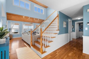 Interior - Sunset Point—Private Beach, Barrel Sauna & Views of Confederation Bridge (Prince Edward Island)