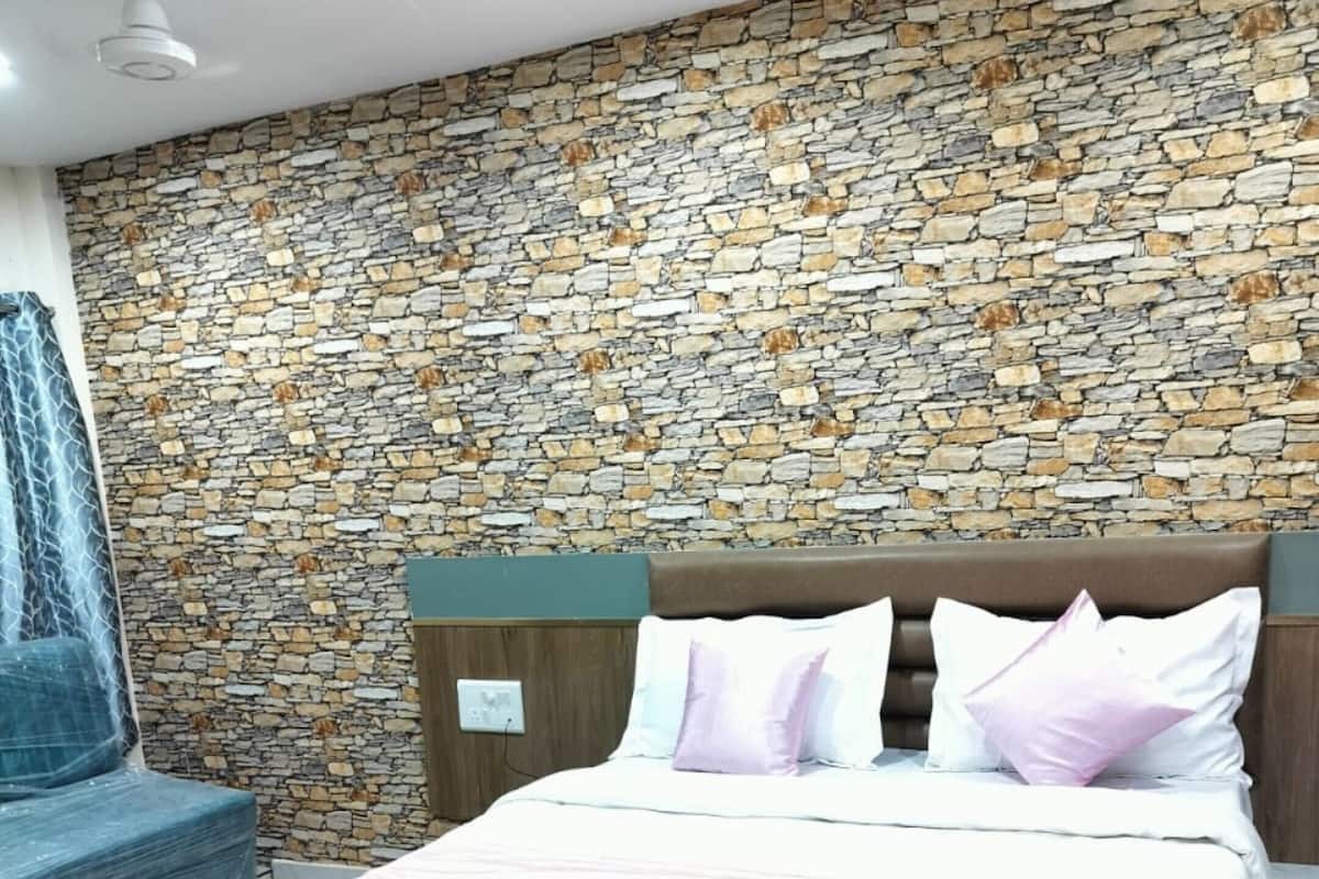 Chambre Double Deluxe, vue ville | Wi-Fi gratuit, draps fournis