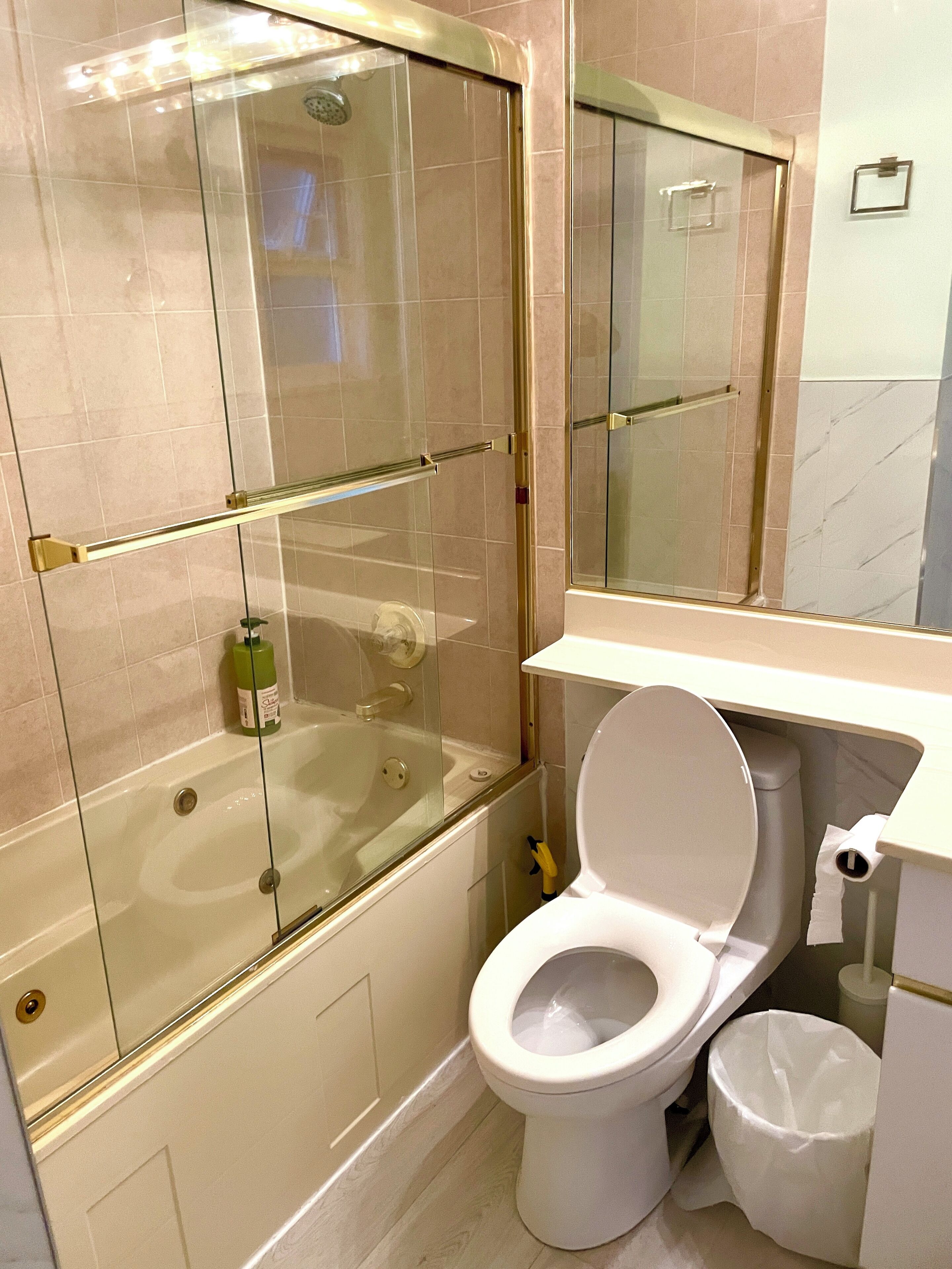 Foto - Rose Garden Vancouver Airport - Richmond BC