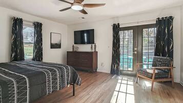 3 bedrooms, iron/ironing board, travel cot, WiFi