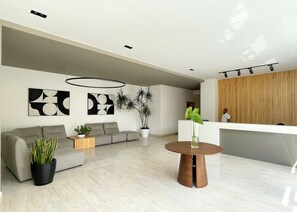 Comfort Condo, Multiple Beds, Private Bathroom, City View | Living area