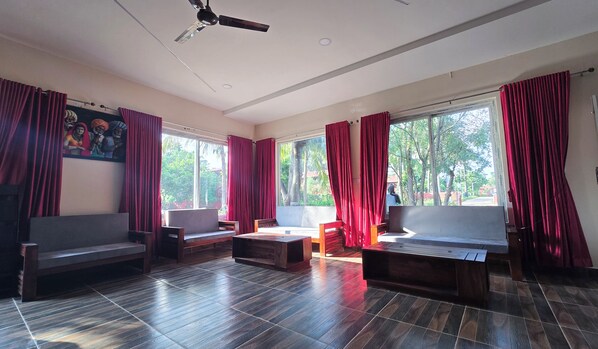 Restaurant - T R Farm Resorts (Hanmakonda)