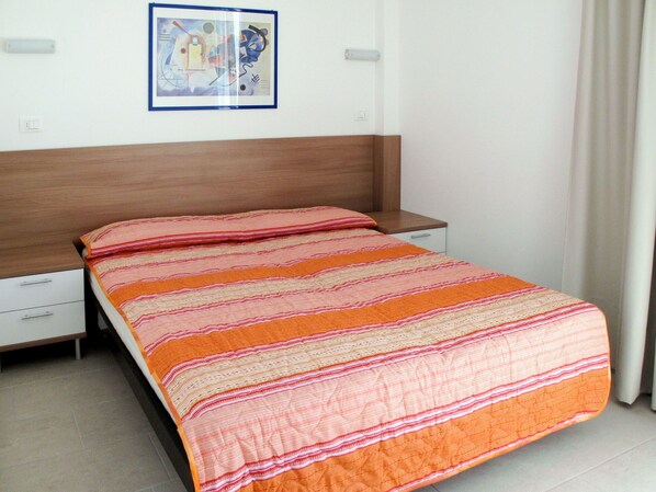 2 soverom, reiseseng for barn, wi-fi (inkludert) og sengetøy