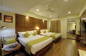 Luksus-dobbeltrom, byutsikt | Wi-fi (inkludert) og sengetøy