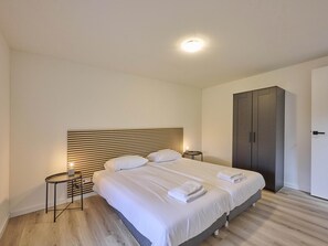 3 bedrooms, Internet