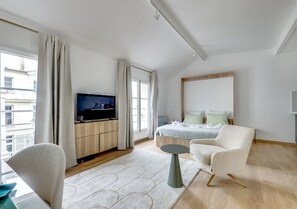 Desk, iron/ironing board, internet, bed sheets