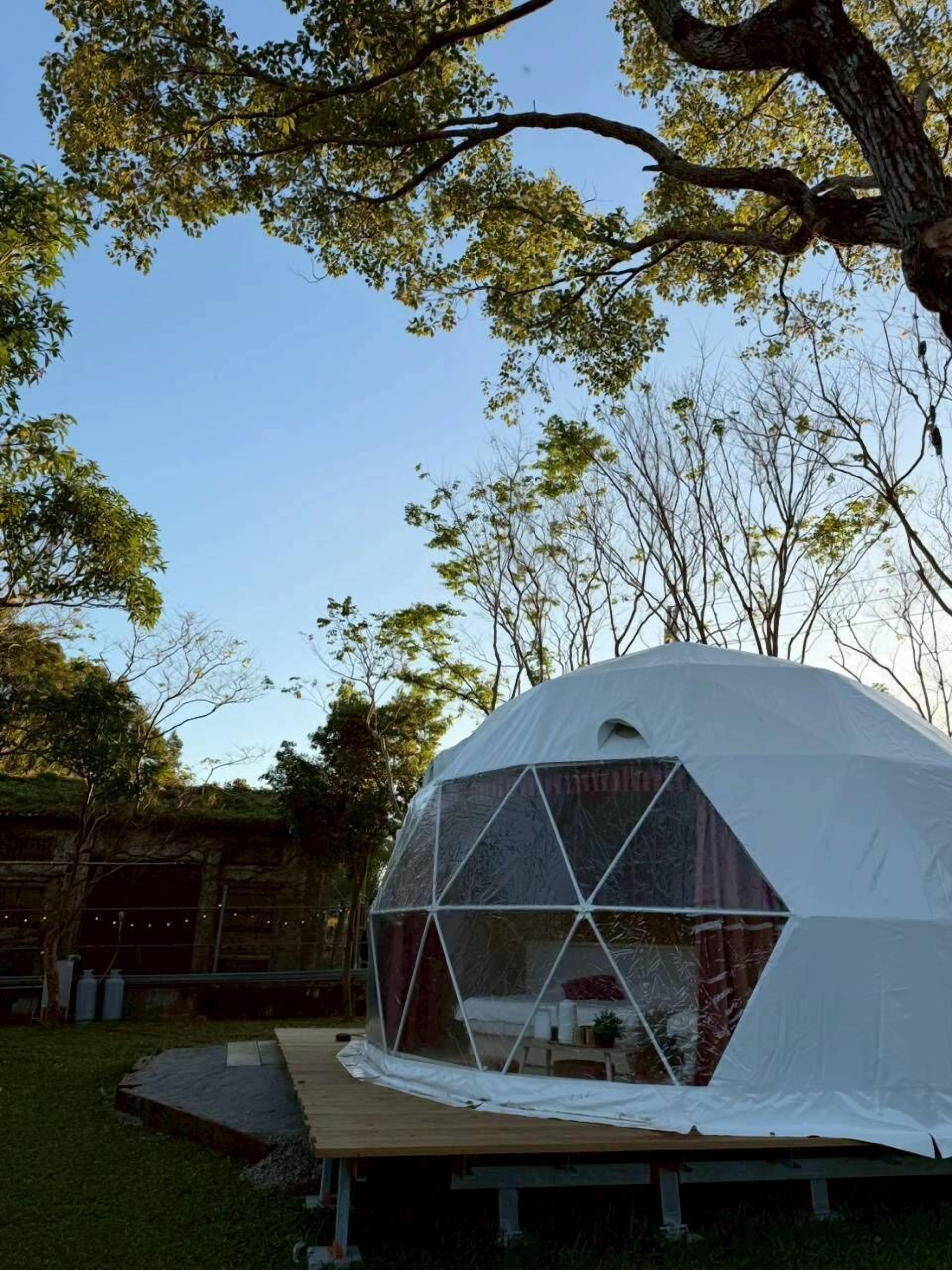 Lều tiện nghi đơn giản, 2 giường đôi | Bộ trải giường 