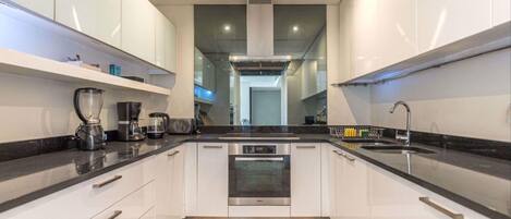 Apartment, Accessible | 2 bedrooms, Internet