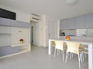 Dining - Apartment Mare by Interhome (Lignano Sabbiadoro)