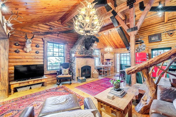 Park City Vacation Rental | 2BR | 3BA | Stairs Required | 1,750 Sq Ft