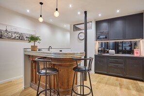 Apartment | Dining - Apartment in the Center of Paris by Studioprestige (Paris)
