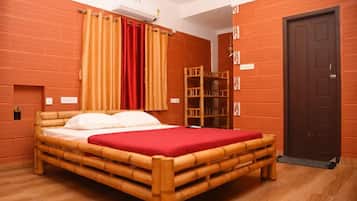 Double Room | Egyptian cotton sheets, premium bedding, free WiFi, bed sheets