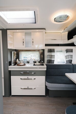 Room, Pets Allowed | Bed sheets - Le.Alley Autocamp Resort (Zhuolan)