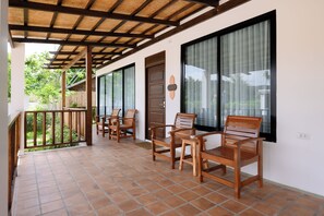 Chambre familiale | Terrasse/patio