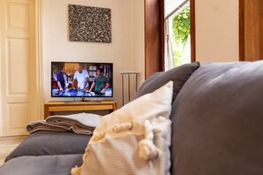 TV - Apartment 'Nickel 2' with Shared Garden and Wi-Fi (Arnis)