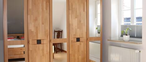 2 sovrum, strykjärn/strykbräda, gratis wi-fi och sängkläder