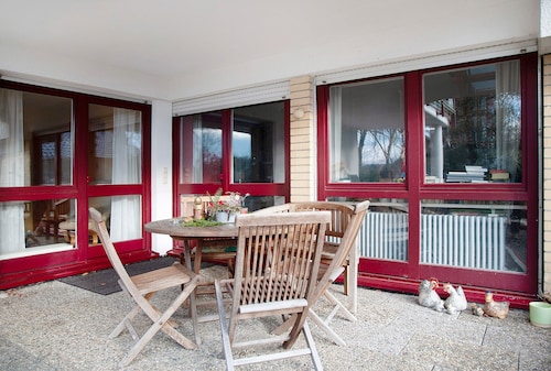 Apartment 'Schoeneberg' with Private Terrace, Private Garden and Wi-Fi