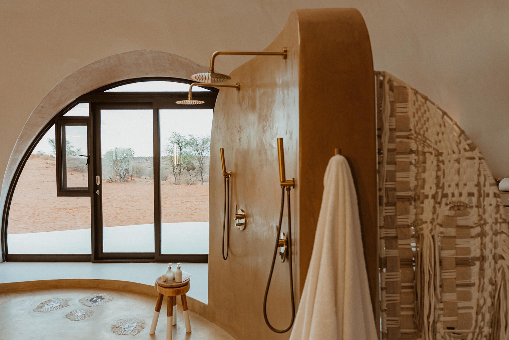 Villa | Bathroom | Separate tub and shower, free toiletries, hair dryer, bathrobes